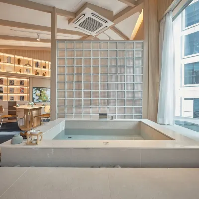 UH Suite Seoul Square Hotels near Seodaemun Station