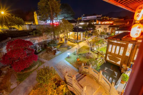 Xidi Ruiyuanfu Boutique Hostel