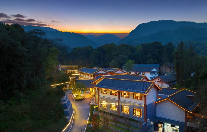 Xiongxiu Hot Spring Hotel Emeishan