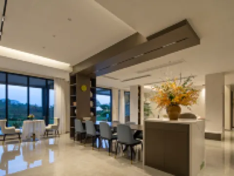 Floral Lux Hotel · Yunshuiqi Hotel (Lushan Xihai Branch) Hotels in Wuning County