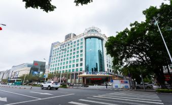 FENG MU MING YUAN HOTEL