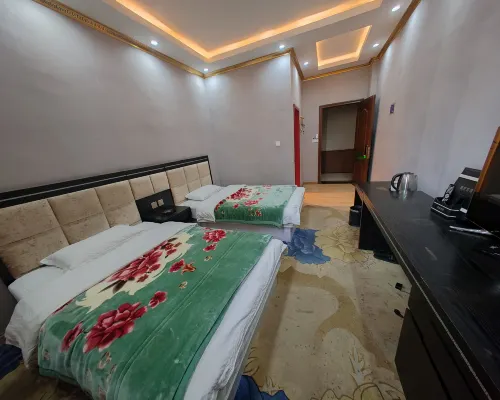 Dingqing Qiongbao Hotel Hotels in Dengqen
