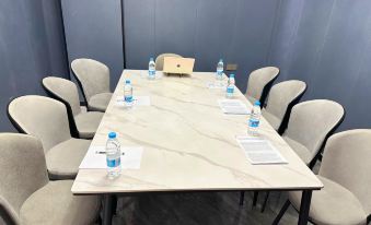 Amur Sai Khan Hotel