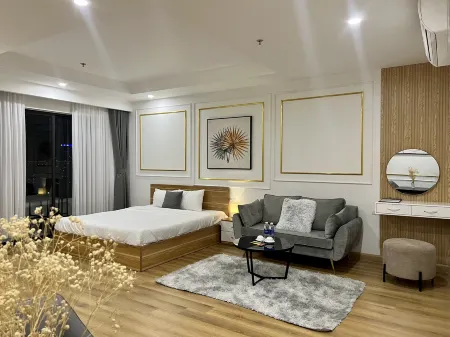 Otis Tms Apartment Hotel Отели рядом с достопримечательностью «University Quy Nhon»