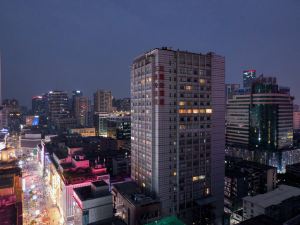 Chuanxi Huanpeng Hotel (Chengdu Chunxi Road Taikoo Li Branch)