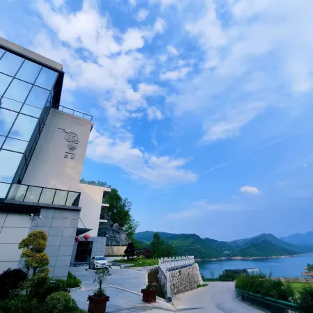 Mufeng Guanhu Homestay
