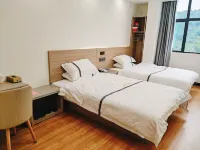 Lianzhou Yue Holiday Hotel