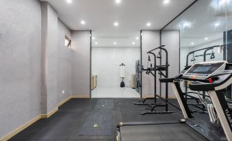 Kaiyue Business Hotel(Ninefang City Shop,Northmen Road )