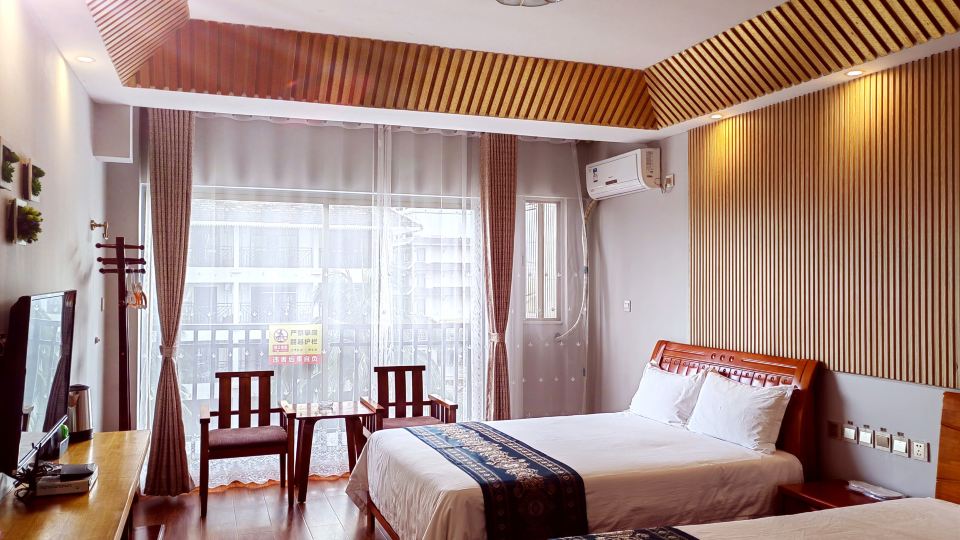 JING AI Holiday Hotel