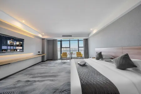 Park Hotel (Yuzuiyu Fu Industrial Park) Отели рядом с достопримечательностью «Tieshan Square»