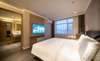 Hanting Hotel (Yingkou Bayuquan Wanlong Plaza)