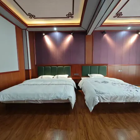 Zangyue Hotel, Chawalong Township