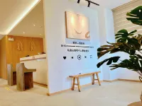 Woyun Zhenyue Qingshe Homestay - 인 (Inns)