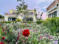 Yuanye Guesthouse Hotels in Tekes
