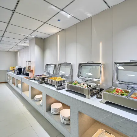 Lavande Hotel (Shangqiu High-speed Railway Station Grand Plaza Branch)
