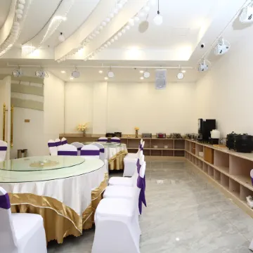 Vienna Hotel (Chengdu Jintang Huaizhou New Town)
