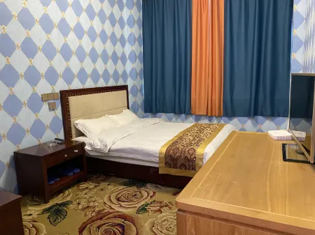 Luhuo Bulacon Hotel Отели рядом с достопримечательностью «Shouling Temple»