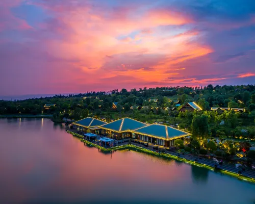 Taiping Lake Forest Chalet Hotel Hotels in Mile City