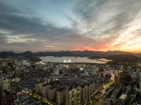 Huatiancan Hotel (Xihu Zhonghe North Road Subway Station) - parking