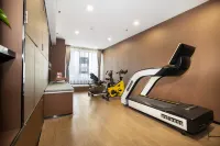 Oak Impression Hotel (Nanyang Wanda Plaza Yishengci Branch) - Airport Shuttle