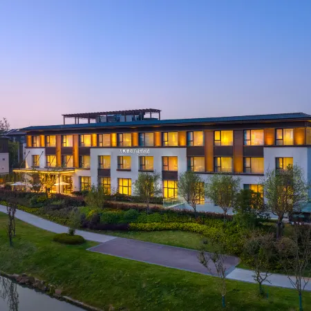 Fairfield by Marriott Yangzhou Slender West Lake