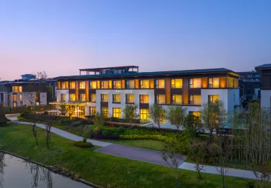 Yangzhou Slender West Lake Wanfeng Hotel