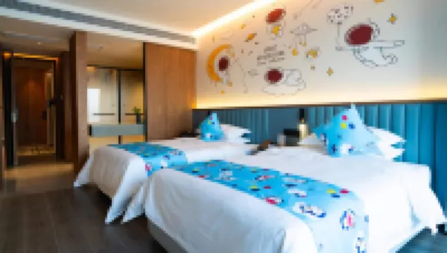Yunmeng Lu Lake Resort Hotel