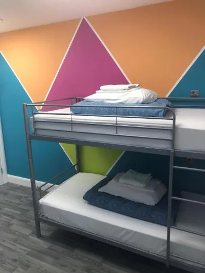Russell's double outlet bunk beds