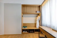 Beijing Hongqiqu Jinglong Hotel (Beijing South Station Branch) Hotels in Yongdingmen and South Railway Station Area