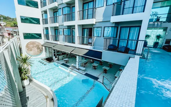 รูปภาพของโรงแรม ราตรี ภูเก็ต โอลด์ทาวน์