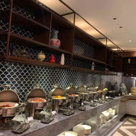 Grand Voyage Hotel