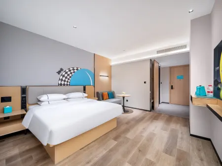 City Comfort Inn - Xi'an Zhonggulou Huimin Street Store Отели рядом с достопримечательностью «Yong Ning Gate»