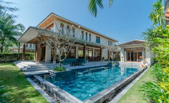 The Ocean Estates, Enjoy, Enjoy a luxurious 5-bedroom villa with private pool