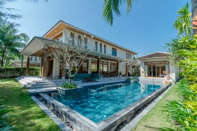 The Ocean Estates, Enjoy, Enjoy a luxurious 5-bedroom villa with private pool