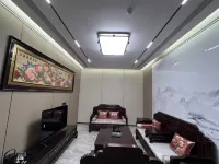 Crown Hotel (Pingyao Ancient City North Gate) Hotel in zona Pingyao Station