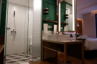 Patra Malioboro Hotel Hotels in Sosromenduran