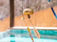 Shangri-la Rongqia·Glamping Namcuo Hot Spring Tent Camp - สระว่ายน้ำแบบอินฟินิตี้