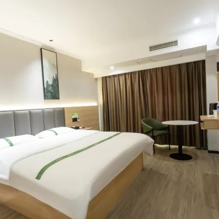 GreenTree Inn(Xincai Yueliangwan Park)