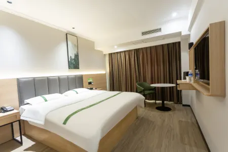 GreenTree Inn(Xincai Yueliangwan Park)