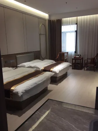 Zhangpu Dongsheng Grand Hotel Отели рядом с достопримечательностью «Shentuzhen»