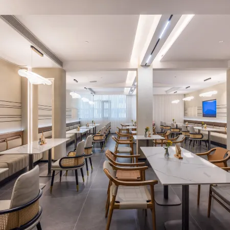 Atour Hotel Yancheng Dongtai Wanghai West Road