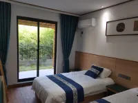 Shi De Ban Ri Xian B&B 랑시 호텔