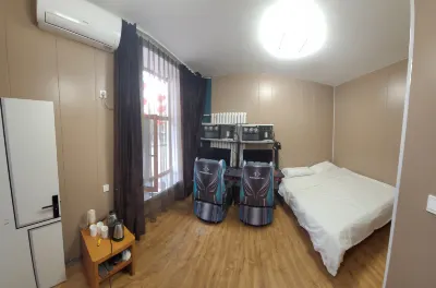 Longmen Capsule Youth Hostel (Harbin Central Street Jingwei Street)