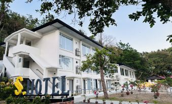 S·HOTEL