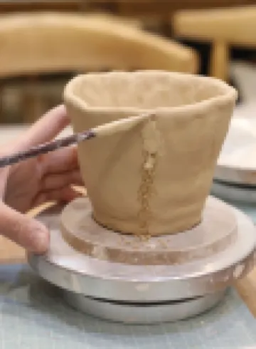 靜和北院｜百年歷史保護民居（建水古城小火車店）