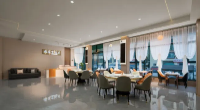 Lvxiang · Encounter Resort Audio-Visual Hotel (Kangding)