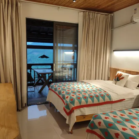 Beichuan Shiyi Huaguo Hotel
