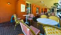 Summer Solstice · Family Resort (Pigeon Nest Park Liuzhuang Night Market Branch) - bar