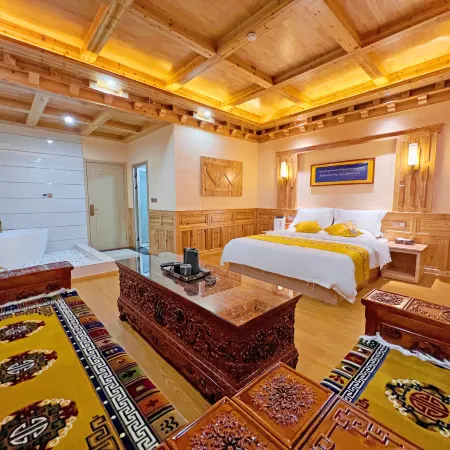 Litang Qianhu Zangzhai Hotel