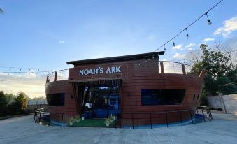 Noah's Ark Hotel Powered by Cocotel